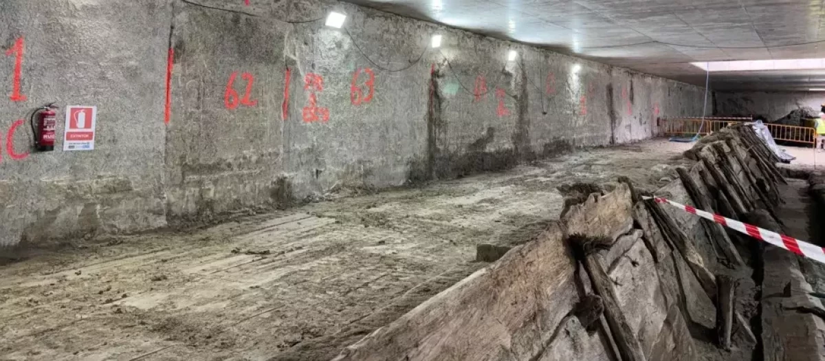 Canal del Manzanares descubierto en las obras de ampliación de la Línea 11 de Metro de Madrid