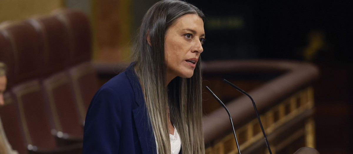 La portavoz de Junts, Míriam Nogueras, durante el debate