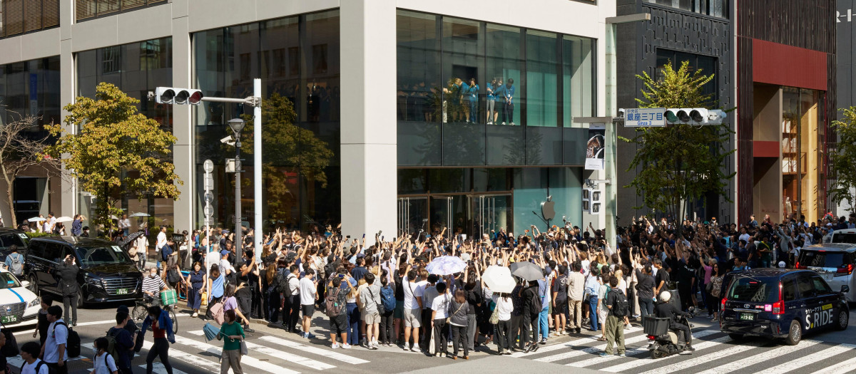 Tienda insignia de Apple en Ginza (Tokio, Japón)