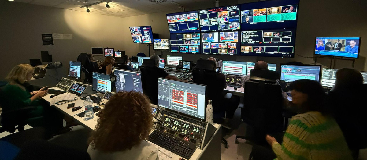 Estudio de realización con producción de À Punt
