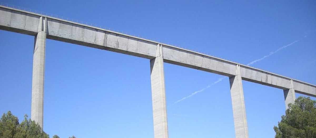 Infraestructura del trasvase Tajo-Segura en Alcázar del Rey, Cuenca