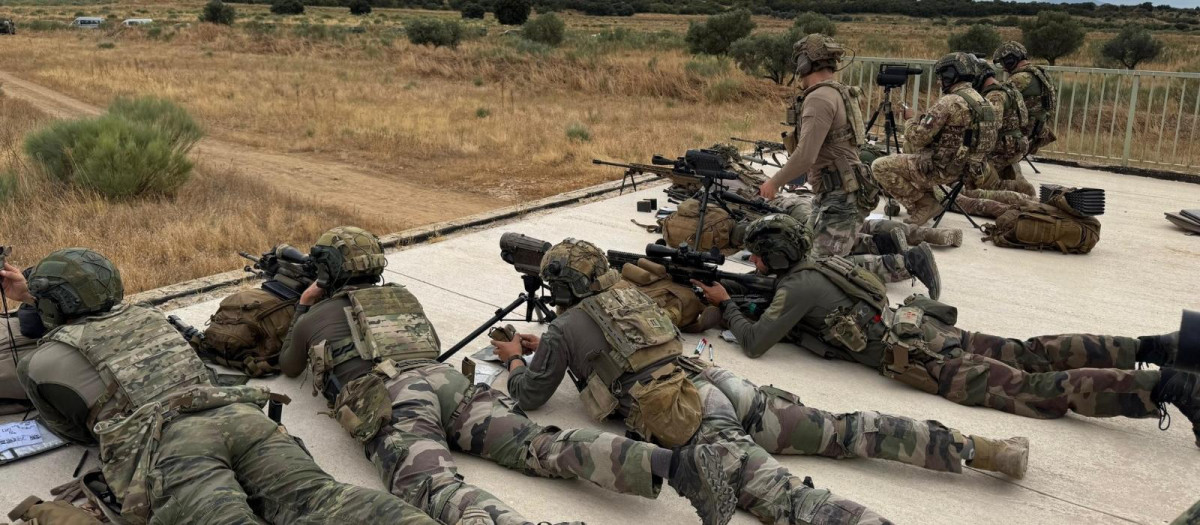 La Brigada Paracaidista del Ejército de Tierra lidera el ejercicio de tiradores de Long Precision 25, con alta participación internacional