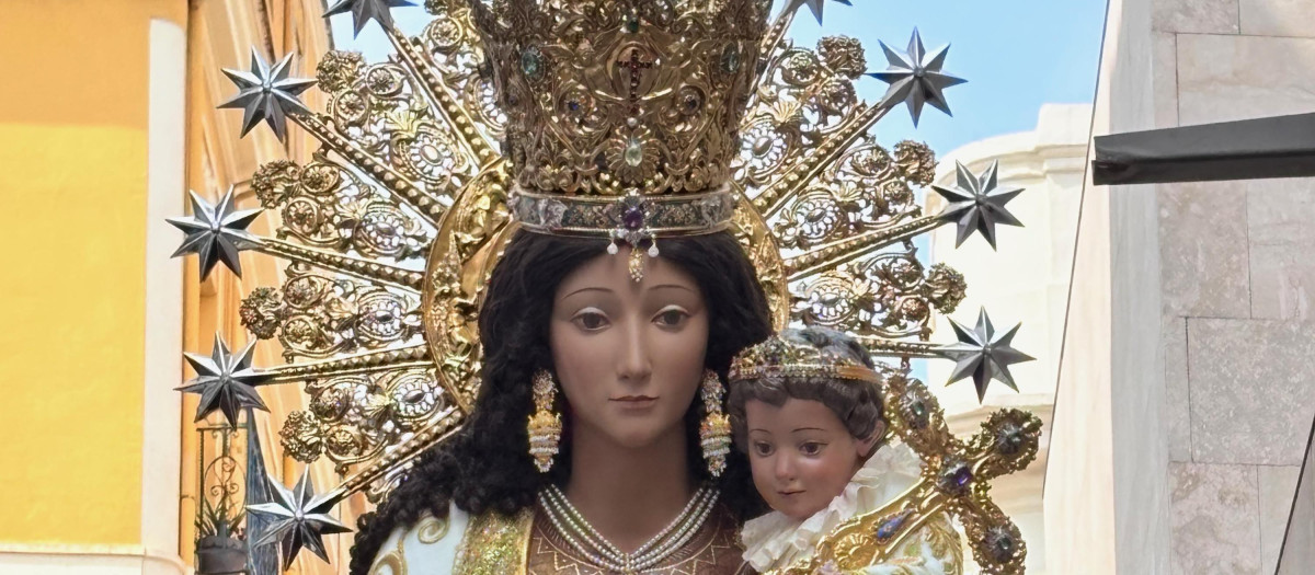 Imagen peregrina de la Virgen de los Desamparados de Valencia.