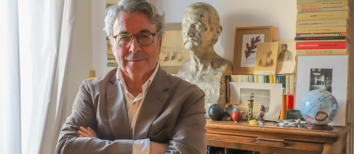 El escritor, Andrés Trapiello, durante su entrevista para El Debate