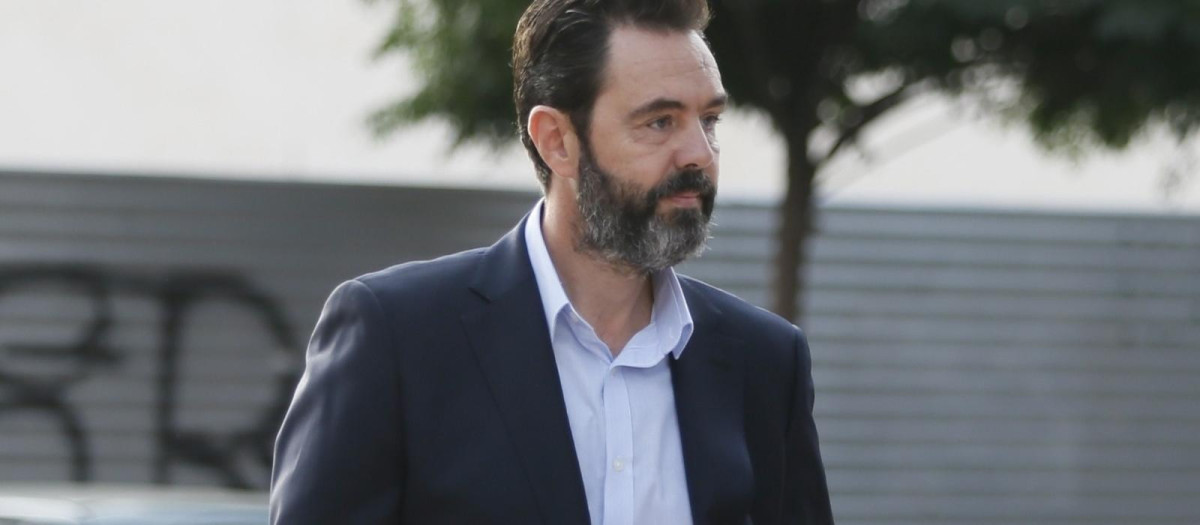 Imagen de archivo de Miguel López, yerno de la viuda del expresidente de la CAM y absuelto de su asesinato

JOAQUÍN P. REINA / EUROPA PRESS
06/10/2025