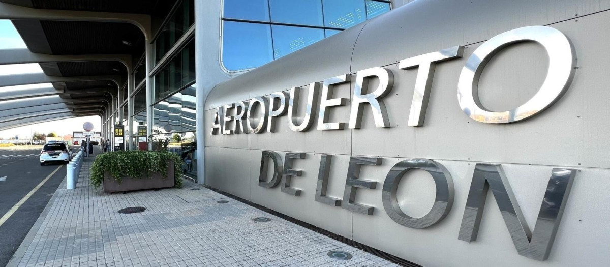 Aeropuerto de León

REMITIDA / HANDOUT por VOX LEÓN
Fotografía remitida a medios de comunicación exclusivamente para ilustrar la noticia a la que hace referencia la imagen, y citando la procedencia de la imagen en la firma
27/1/2025