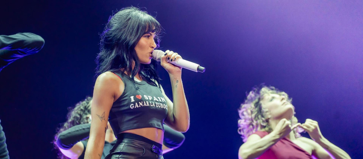 Concierto de Aitana en Roquetas de Mar (Almería) en julio de 2024