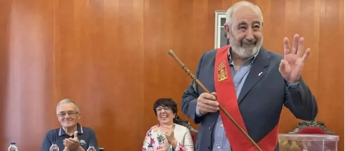 Lucio Cucalon acusado de delitos de prevaricación y falsedad documental