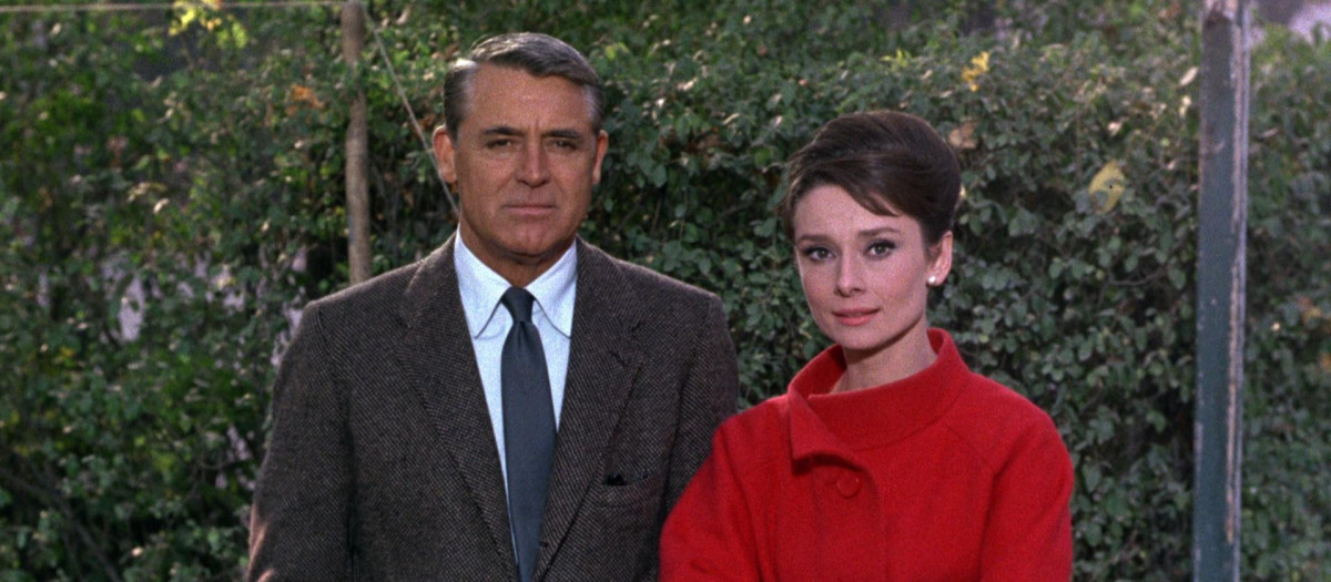 Cary Grant y Audrey Hepburn, en Charada