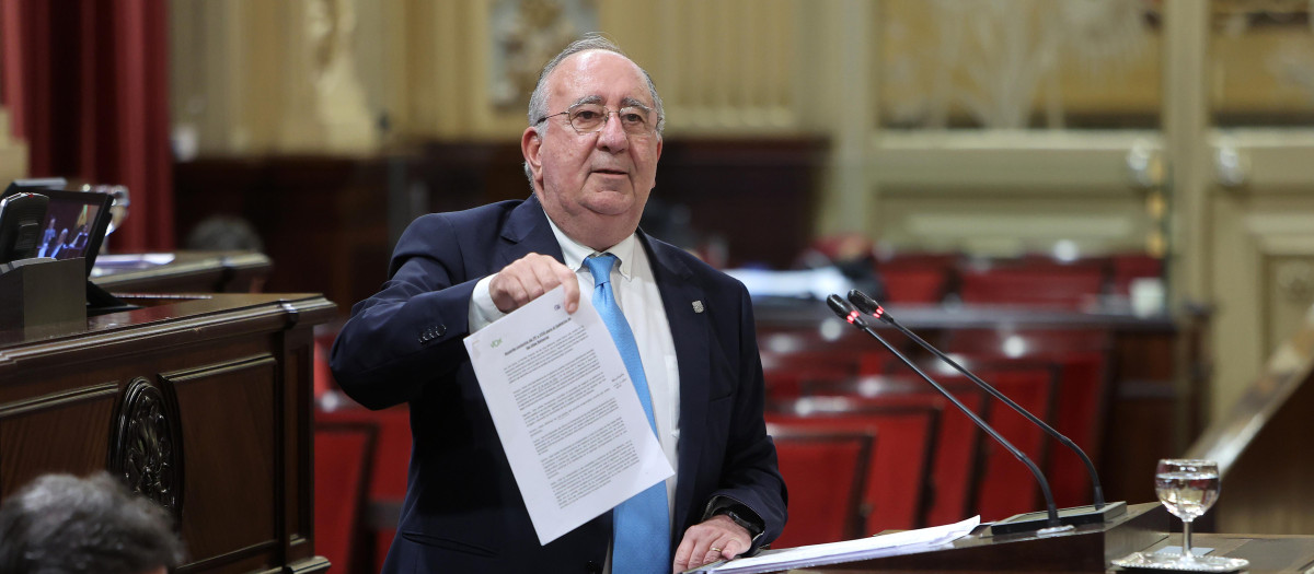 El diputado Agustín Buades durante un pleno en el Parlamento balear

Isaac Buj / Europa Press
07/7/2025