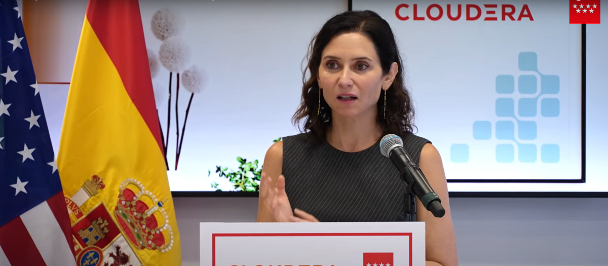 Isabel Díaz Ayuso firma un acuerdo con Cloudera