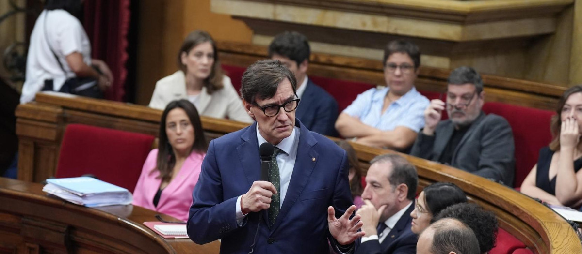 El presidente de la Generalitat, Salvador Illa, esta semana en el Parlament