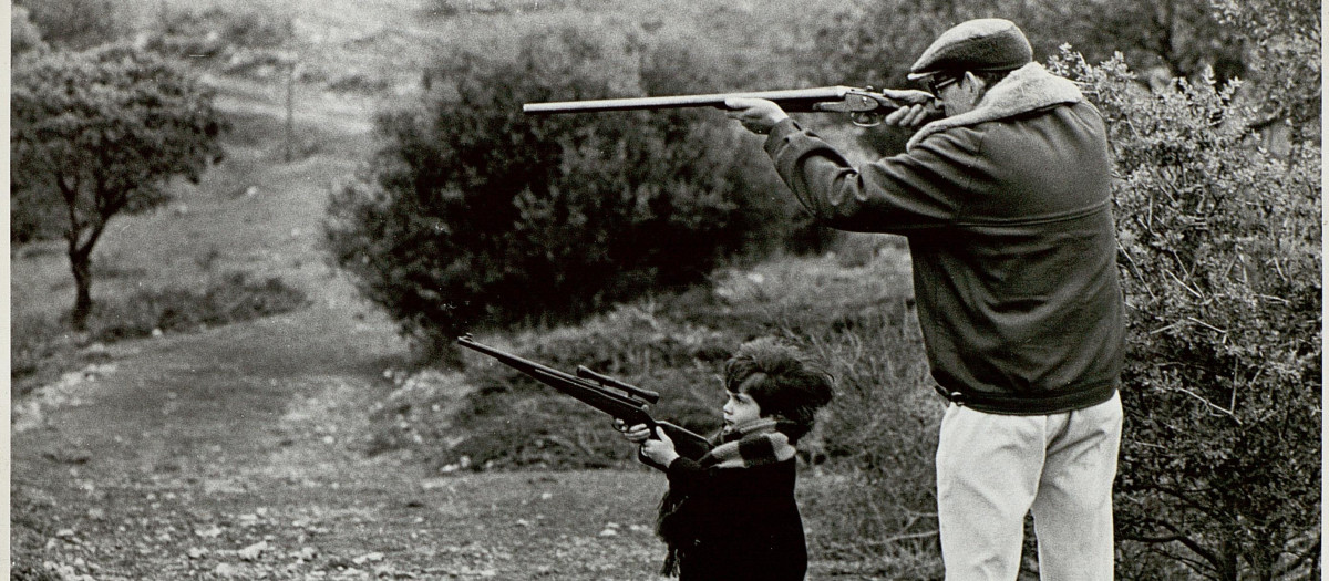 Jornada de caza de Miguel Delibes con uno de sus nietos