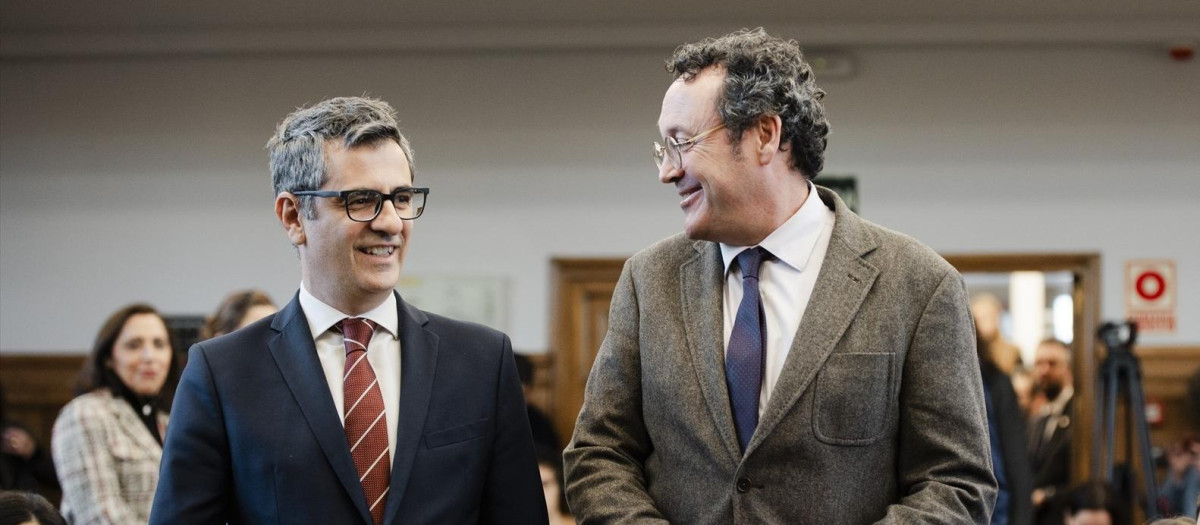 Félix Bolaños y Álvaro García Ortiz, durante la inauguración del curso selectivo de la 63ª promoción de acceso a la carrera fiscal