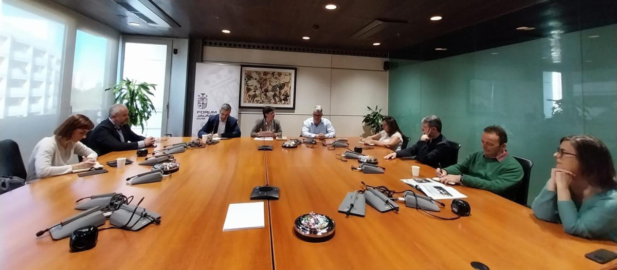 Imagen tomada este jueves del desayuno informativo Jaume I en los medios: de la crónica medieval a la cobertura actual