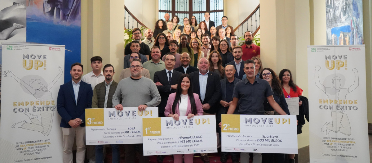 Imagen de los asistentes en la clausura de Move Up!
