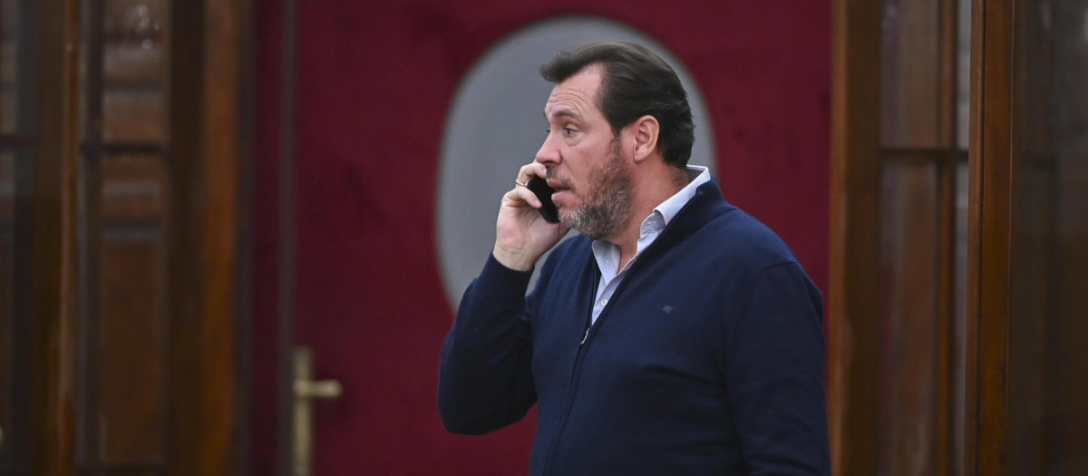 El ministro de Transportes, Óscar Puente, esta semana, en el Congreso de los Diputados