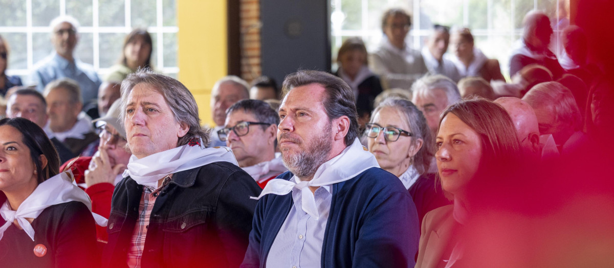 El ministro de Transportes, Óscar Puente, en la Fiesta de la Rosa del PSOE de Ávila