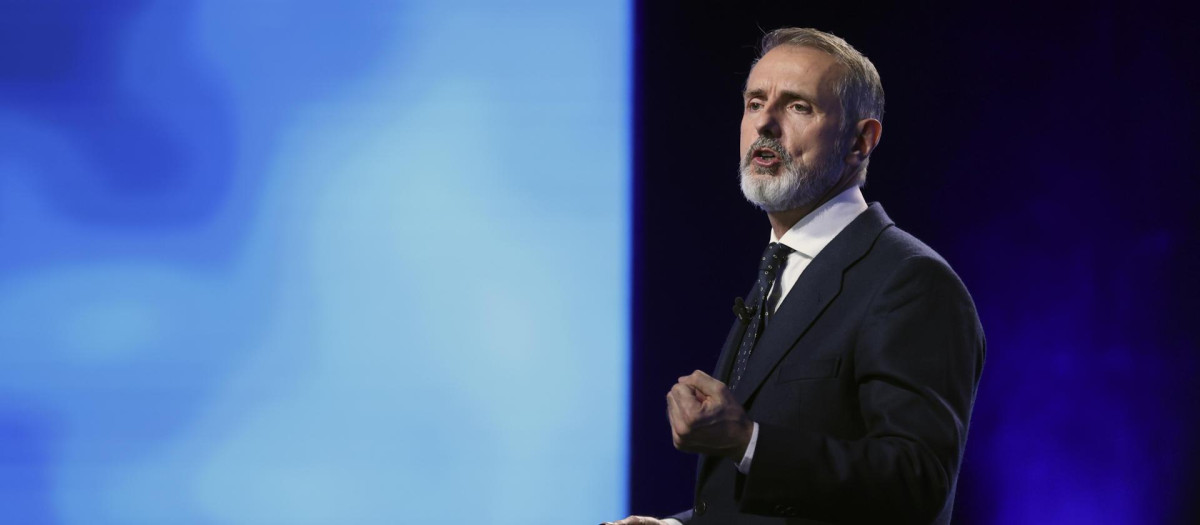 El presidente de Telefónica, Marc Murtra, durante la rueda de prensa .