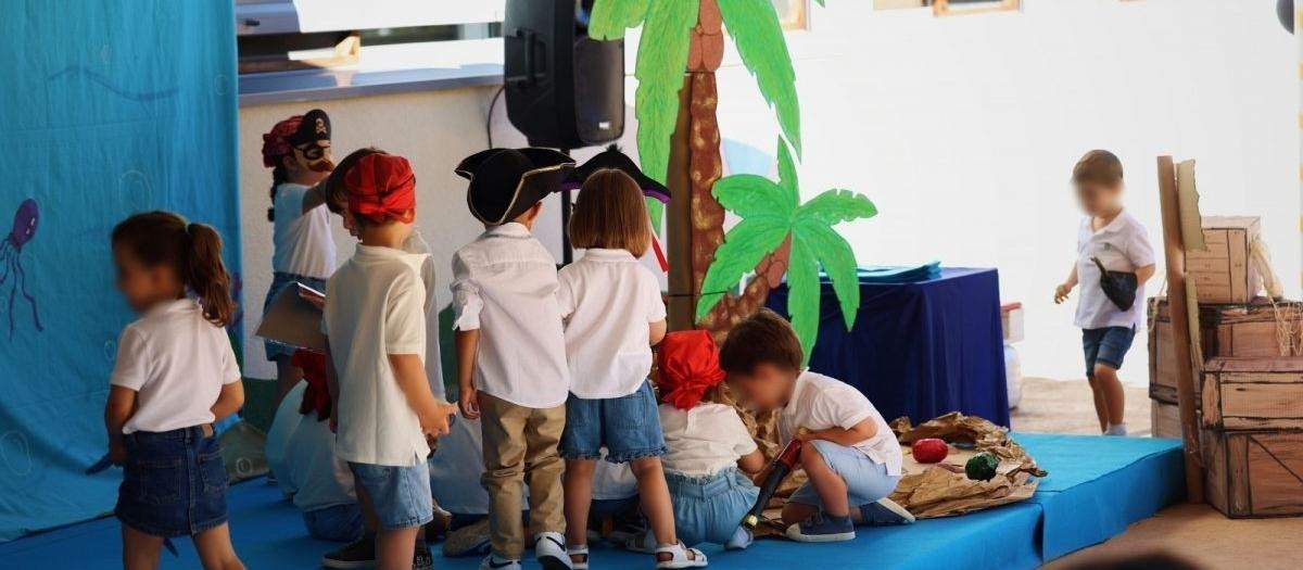 Escuelas infantil de Toledo

REMITIDA / HANDOUT por AY TOLEDO
Fotografía remitida a medios de comunicación exclusivamente para ilustrar la noticia a la que hace referencia la imagen, y citando la procedencia de la imagen en la firma
06/11/2025