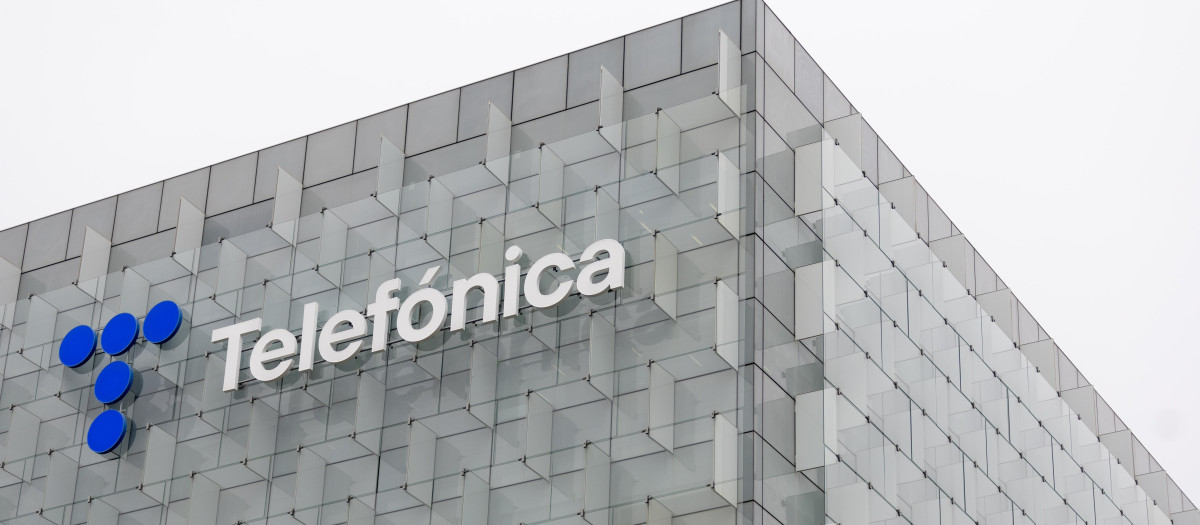 Vista de la sede de Telefónica