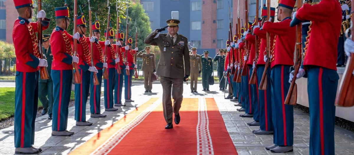 El Jefe de Estado Mayor del Ejército de Tierra (JEME), general de ejército Amador Enseñat y Berea