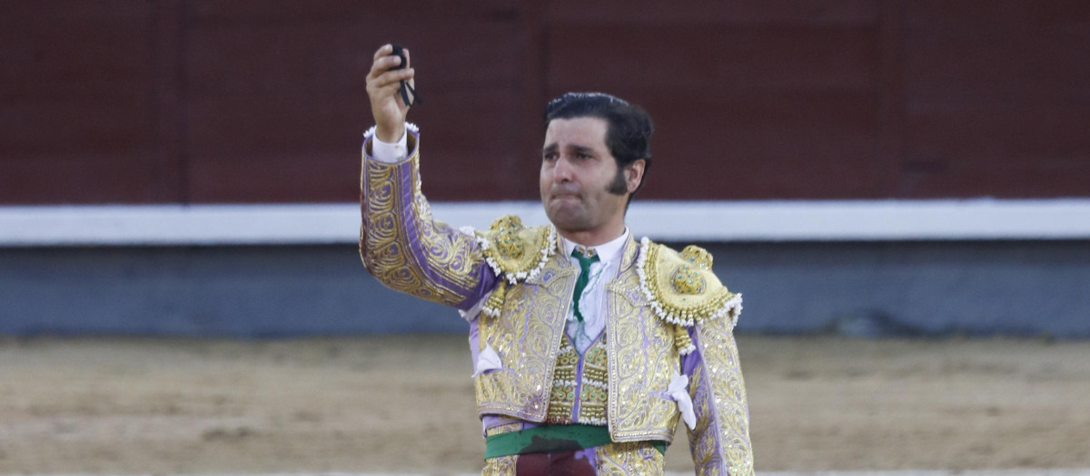 Morante de la Puebla se corta la coleta en la Feria de Otoño de Madrid 2025