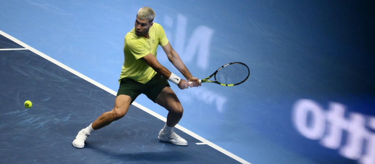 Carlos Alcaraz, durante un partido en las ATP Finals