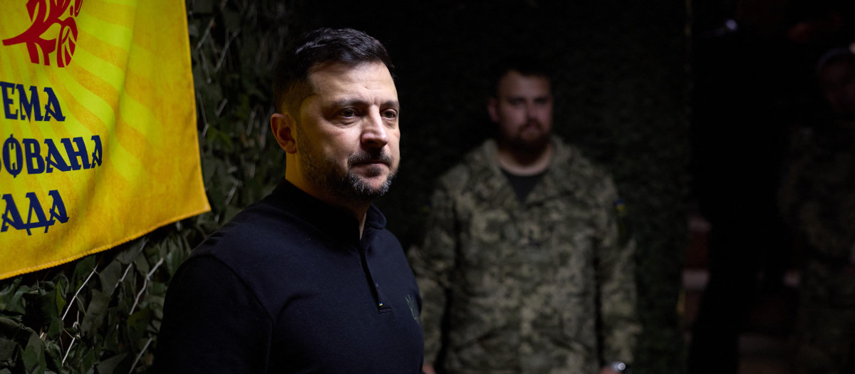 El presidente ucraniano, Volodímir Zelenski, en la región de Zaporiyia