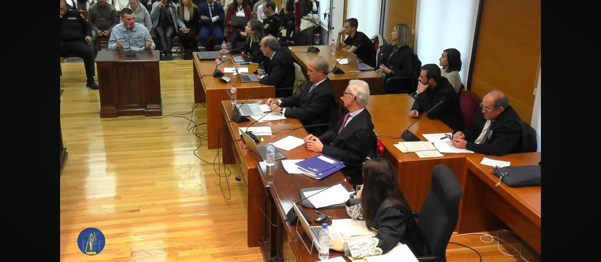 Ultima sesión del juicio de Chiloeches

REMITIDA / HANDOUT por CMMEDIA
Fotografía remitida a medios de comunicación exclusivamente para ilustrar la noticia a la que hace referencia la imagen, y citando la procedencia de la imagen en la firma
14/11/2025