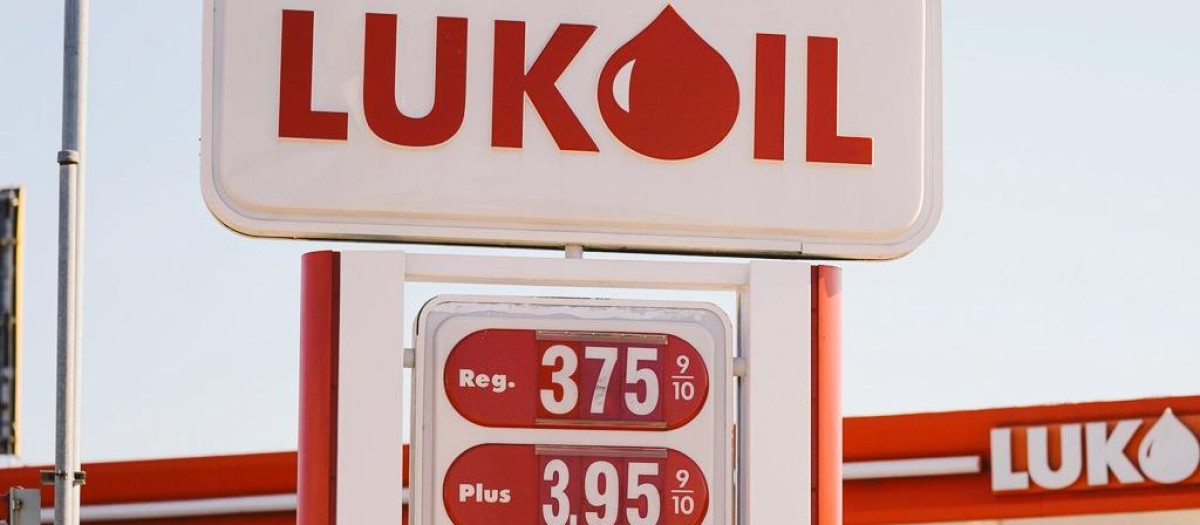 Una estación de combustible de la rusa Lukoil en Bulgaria