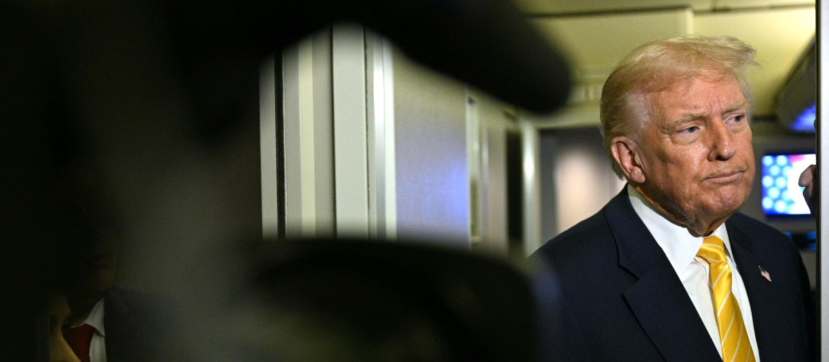 El presidente de Estados Unidos, Donald Trump, a bordo del Air Force One