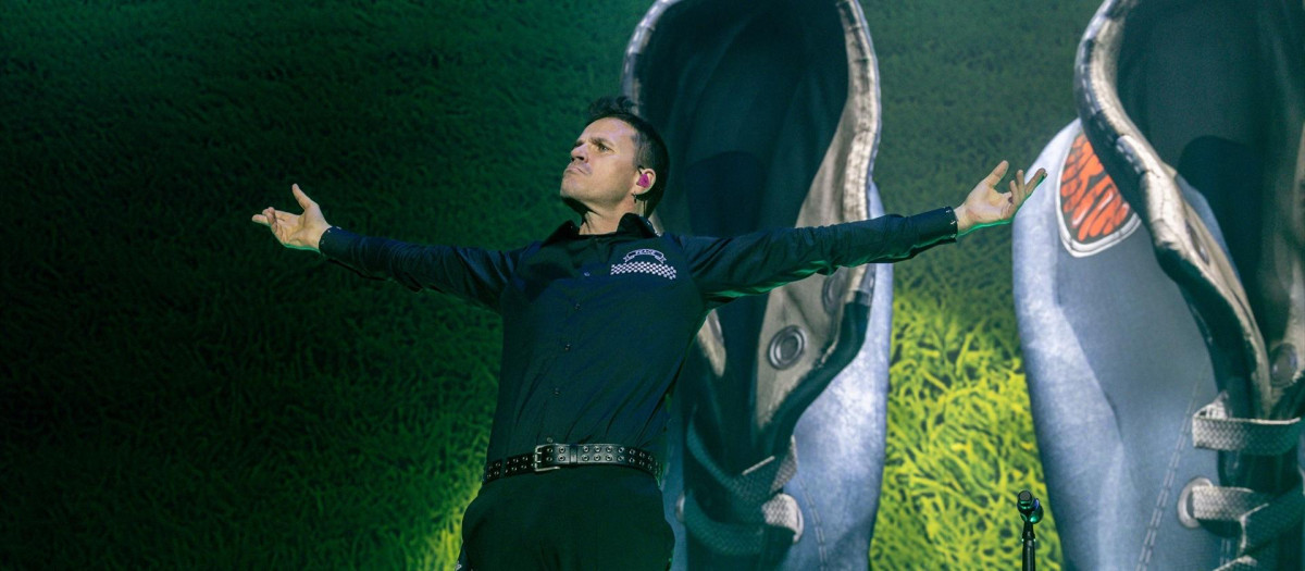 El cantante Dani Martín, durante su concierto en el Movistar Arena