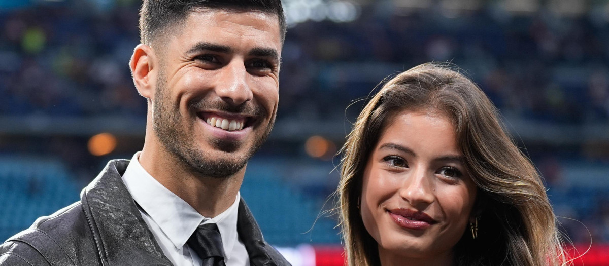 Marco Asensio and Lavinia Leon pose for the photo during the National Football League (NFL) 2025 Madrid Game, match played between Miami Dolphins and Washington Commanders at Santiago Bernabeu stadium on November 16, 2025, in Madrid, Spain.

Oscar J. Barroso / AFP7 / Europa Press
16/11/2025 ONLY FOR USE IN SPAIN