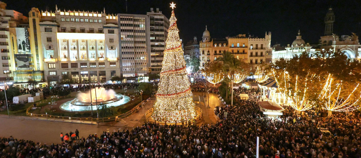 Imagen del encendido de las luces de Navidad de Valencia en 2024.