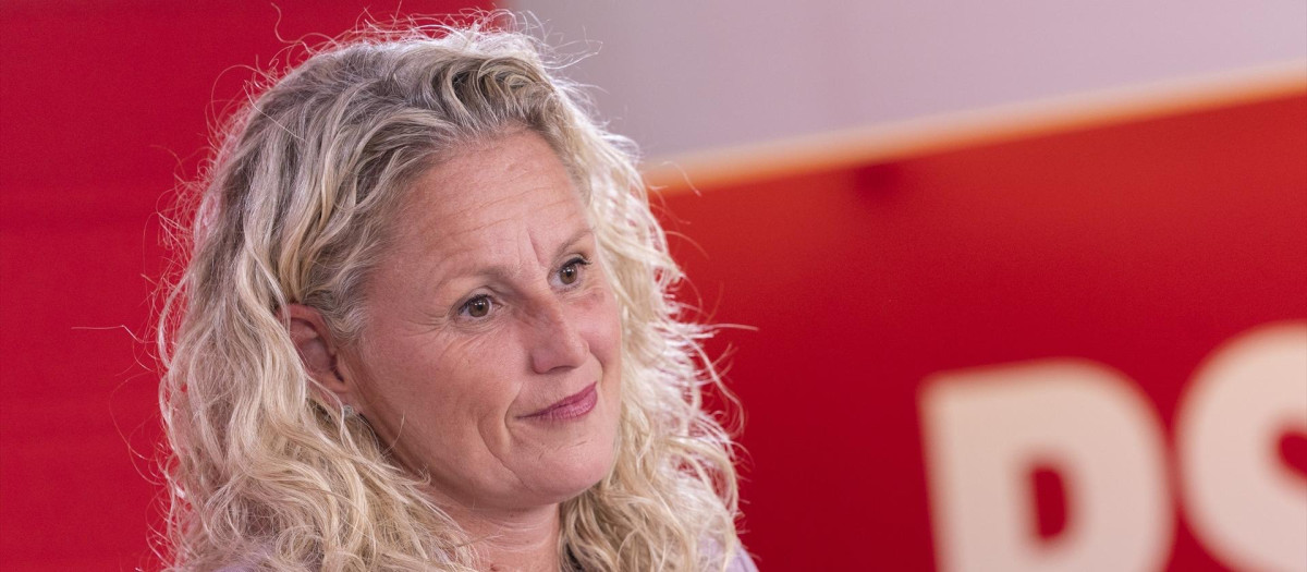 La portavoz del PSOE, Montse Mínguez