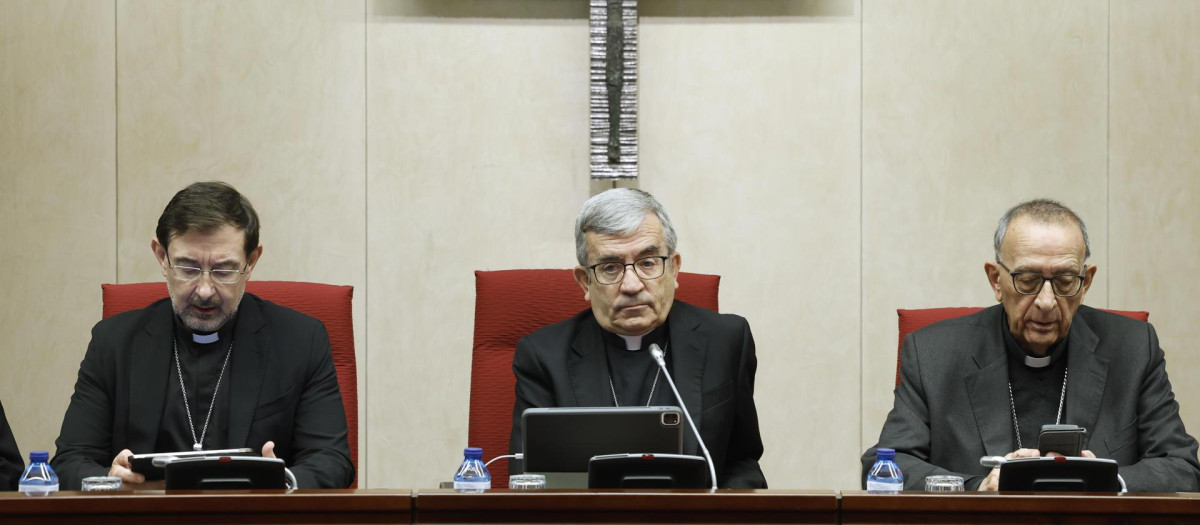 El cardenal Cobo, monseñor Luis Argüello y el cardenal Juan José Omella
