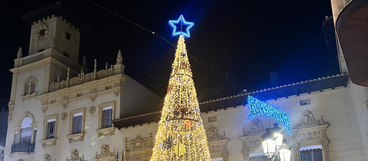 Imagen de archivo de la decoración navideña de Castellón de la Plana