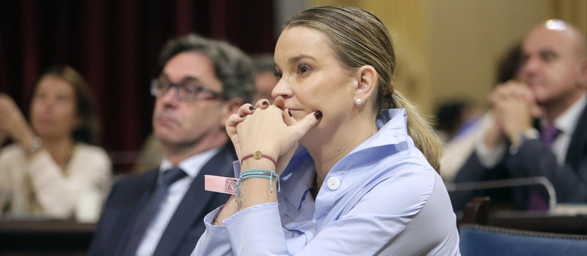 La presidenta Marga Prohens durante un pleno pasado en el Parlament