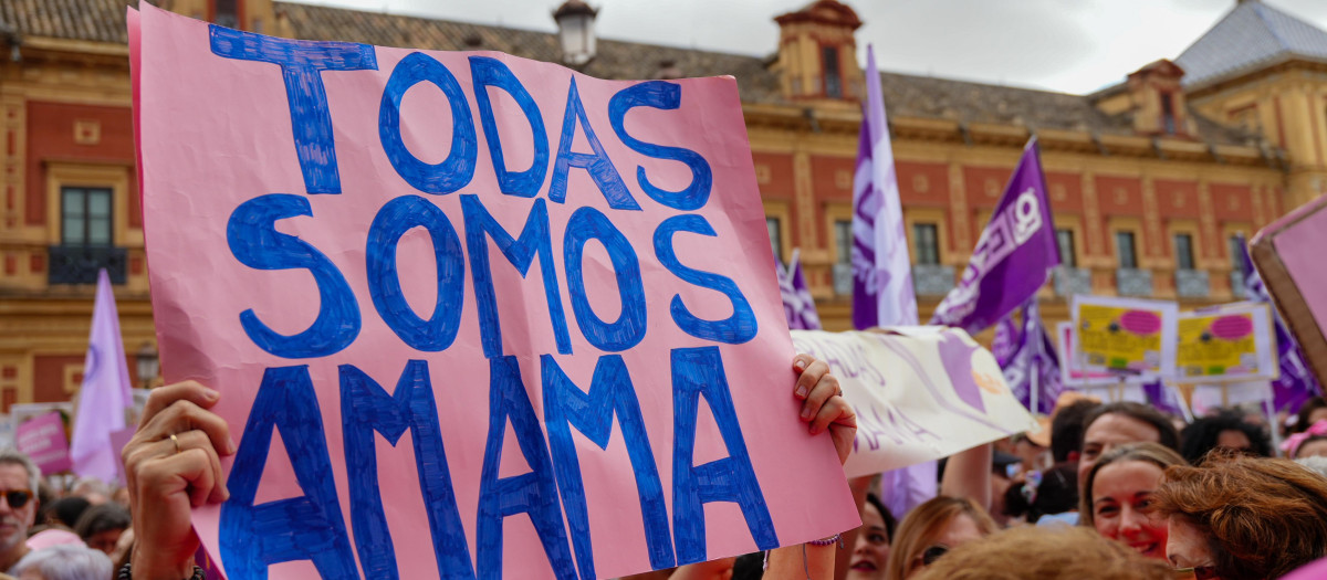 Cartel en la protesta en Sevilla contra los fallos en el cribado del cáncer de mama