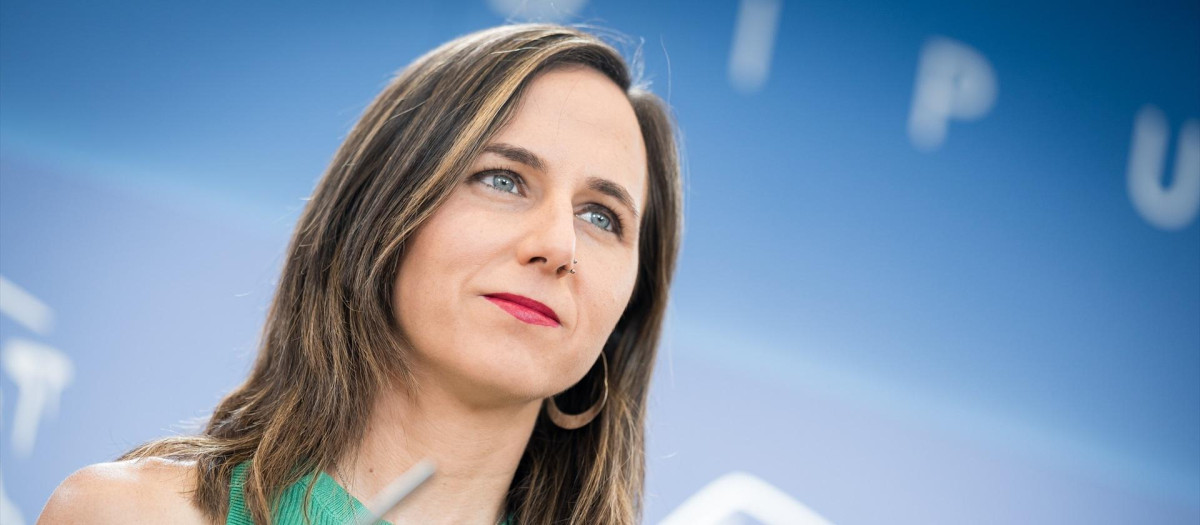 (Foto de ARCHIVO)
La secretaria general de Podemos, Ione Belarra,, durante una rueda de prensa en el Congreso de los Diputados, a 8 de julio de 2025, en Madrid (España).

Diego Radamés / Europa Press
08/7/2025