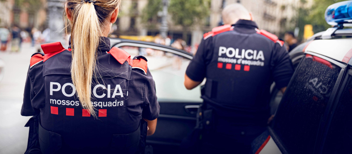 Agentes de los Mossos d'Esquadra, en una imagen de archivo