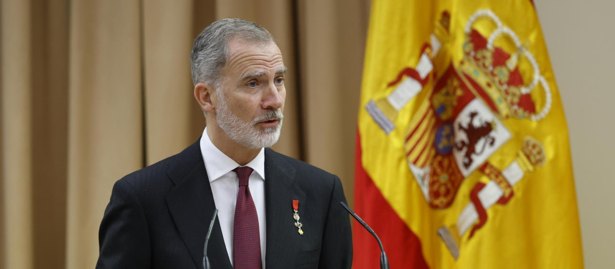 Don Felipe, en la clausura del coloquio celebrado en el Congreso de los Diptados