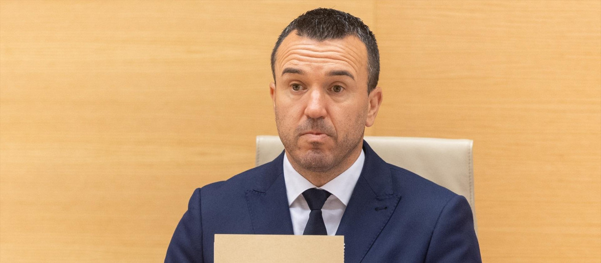 El presidente de la Diputación de Valencia, Vicente Mompó Aledo, comparece en la comisión de investigación sobre la dana, en el Congreso de los Diputados