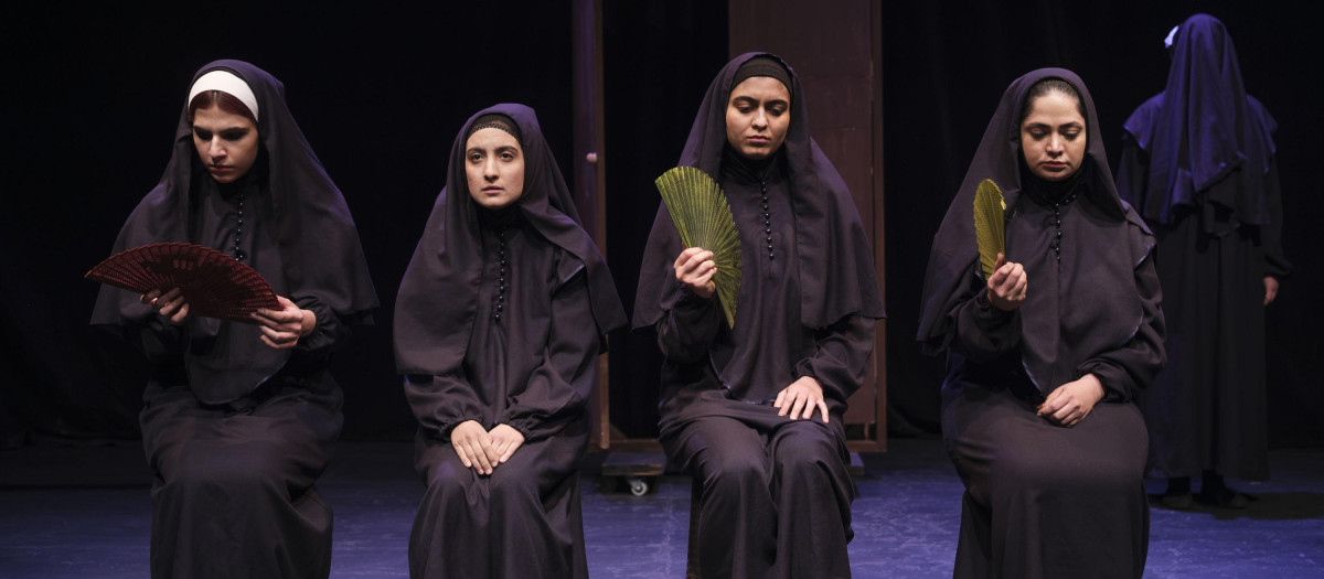 Representación de 'La casa de Bernarda Alba' en Teherán