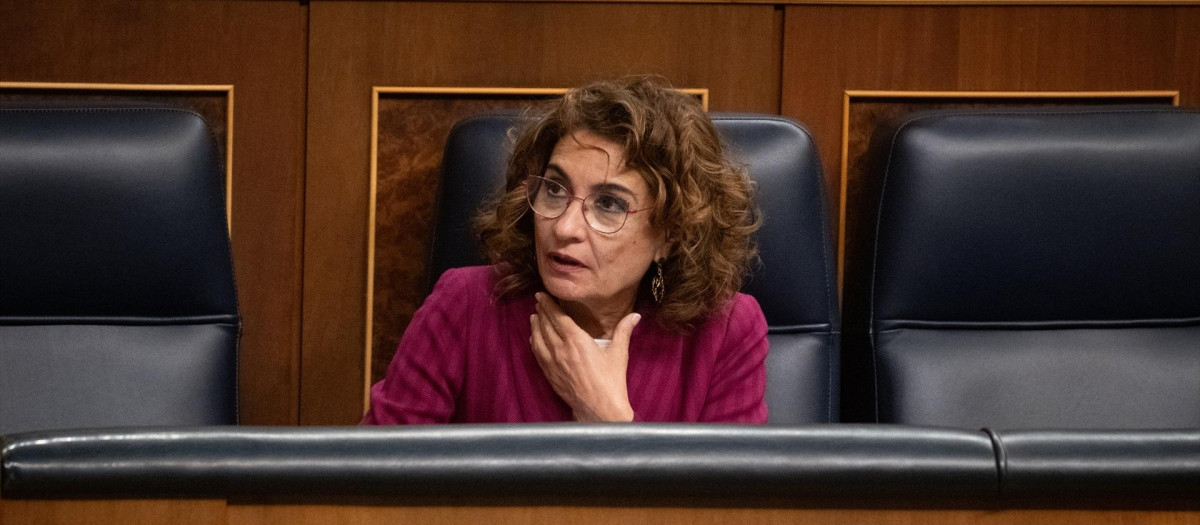 La vicepresidenta primera y ministra de Hacienda, María Jesús Montero.