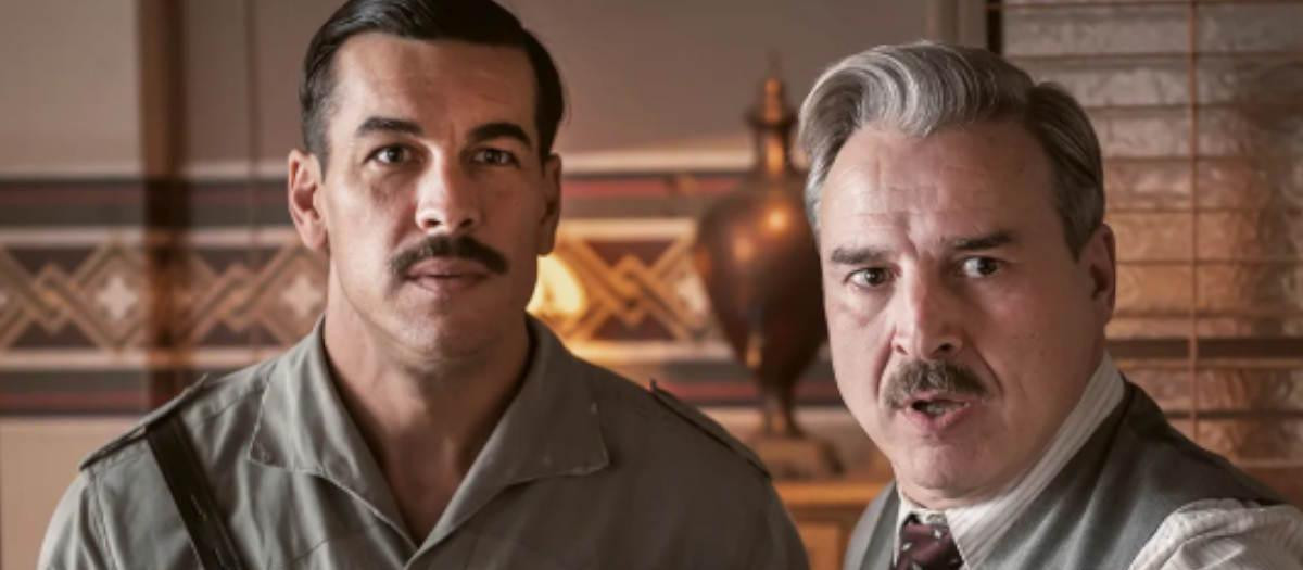 Imagen de Mario Casas y Alberto San Juan, protagonistas de la película La Cena