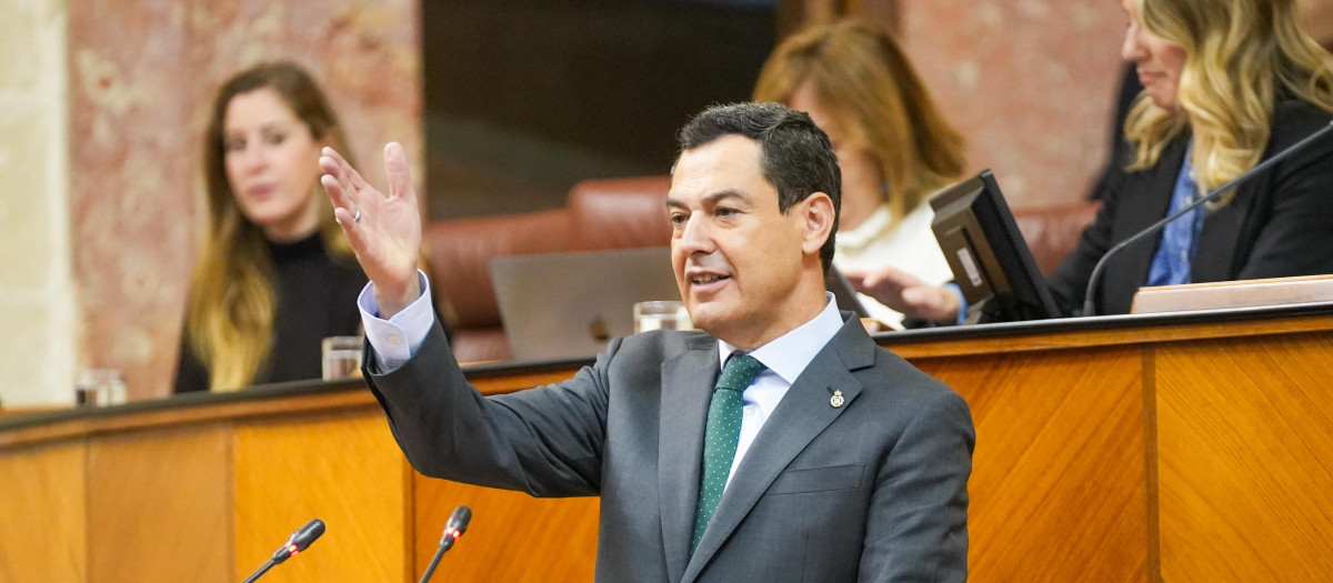 El presidente de la Junta, Juanma Moreno, interviene en la segunda y última jornada del debate sobre el estado de la comunidad