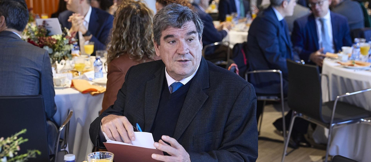 El gobernador del Banco de España, José Luis Escrivá, en un reciente foro de banca.