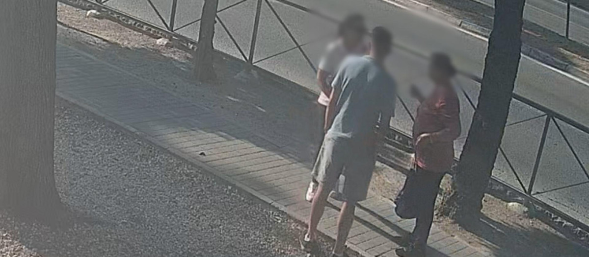 La Guardia Civil ha desarticulado una organización criminal que cometía estafas con el método del “tocomocho” y la “estampita” en las provincias de Sevilla, Huelva, Almería y A Coruña